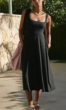 BEYOND YOGA Featherweight At The Ready Square Neck Dress in Darkest Night Large