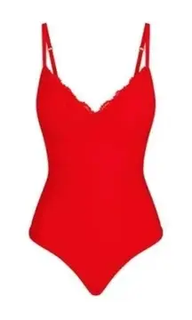 NWT Skims Fits Everybody Lace
Push-up Bodysuit XS