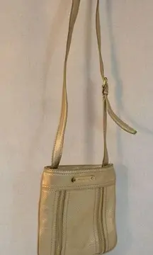 Michael Kors  Slim Gold Cross Body Purse Bag Zipper Metal Hardware Pockets