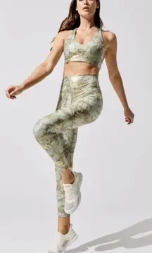 💕CARBON38💕 Marble Shine Cross Back Bra Utility Green Marble Pearl Small S NWT