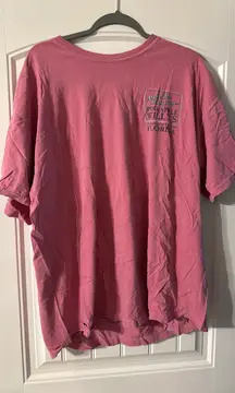 Pineapple Willy's Comfort Colors T-Shirt