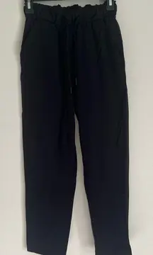 Lululemon Black Keep Moving 7/8 Pants Size 2