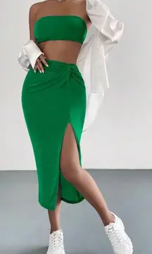 Essnce Solid Tube Top & Twist Front Split Thigh Skirt
