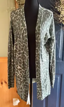 Saks Fifth Avenue Fog Green Leopard Italian Yarn Cardigan size S NWT