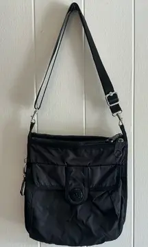 Rare HTF Nylon Kipling Grilla Girls Classic Black Multi Pockets Crossbody Bag