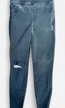 Small Black distress Spanx Shape wear capri denim jeggings