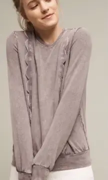 Eri + Ali Acid Wash Ruffle Pullover in Grey‎ Size Small