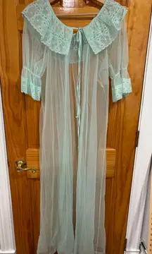 Vintage Sears Mint Green Sheer Lace Peignoir Nightgown Set 60s 70s SM