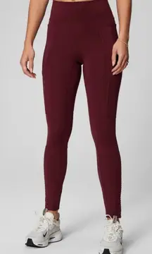 Fabletics High Waisted Motion 365+ Moto Leggings Short Merlot Size XL 12-14 NEW