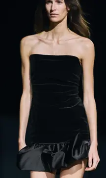 Zara Women Collection Short Velvet‎ Dress Blogger Fav Runway Large Dark Feminine