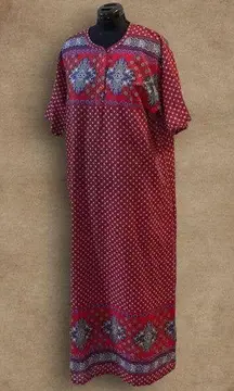 Vintage Charming Lady by 4Family Red Paisley Nightgown Maxi Dress