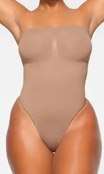 Skims Seamless Sculpt Strapless Thong Bodysuit Sienna XS