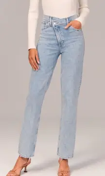 Ultra High Rise 90s Straight Jean 