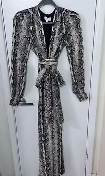 LPA JUMPSUIT TAN SNAKESKIN PRINT PLUNGINH V NECK BELT JUMPSUIT REVOLVE SZ XXS