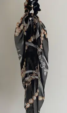 Charlotte Russe Black patterned hair scarf