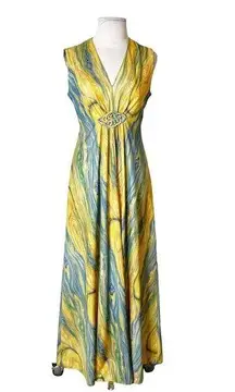 VINTAGE 1970’s Leslie Fay knits tie back maxi dress