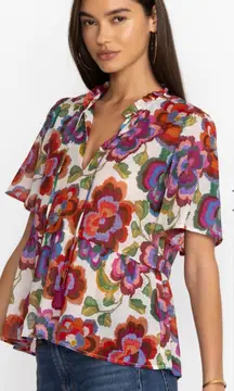 Johnny was CALANTHE HIGH LOW EMPIRE WAIST TOP women’s size XL