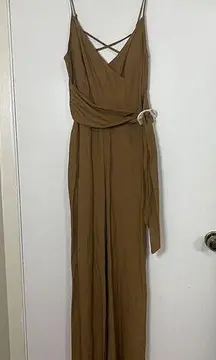 MOON RIVER Tan brown belted sleeveless jumpsuit split leg size small