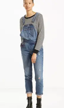 Levi's  Overalls Lightly Distressed Women’s L