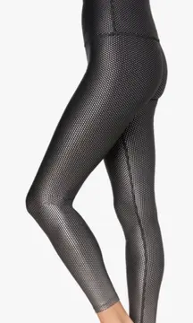 Beyond Yoga Spot on High Waisted Midi Legging Black & Silver Metallic | Small