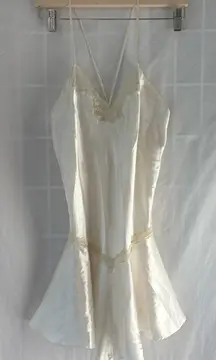 Vintage Victoria’s Secret gold label Cream Satin Nightgown lace detail small