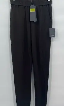 Lysse NWT lightweight pointe pants‎ in olive size small