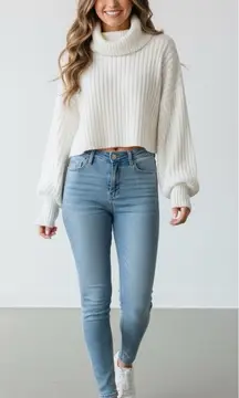 Urban Outfitters Women’s Cropped Knit Sweater Cowl High Neck Ivory Size Large