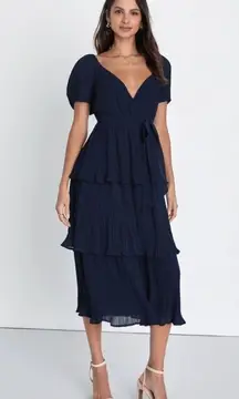 NWT!! LULUS Decadent Dreams Navy Blue Plisse Tiered Puff Sleeve Midi Dress