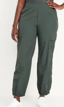 Old Navy Active Cargo Pant 