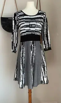 Neiman Marcus Black Long Sleeve Sweater Dress, Size Medium