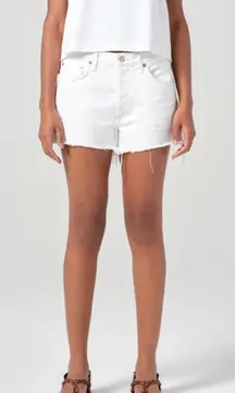 Agolde Parker Vintage Cutoff Cream repose Jean Shorts