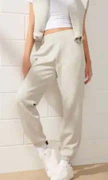 Abercrombie & Fitch YPB Neoknit Women’s Gray Jogger Sweatpants Medium