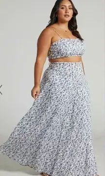 NWT Showpo Maya Linen Blend Blue Porcelain Floral Panelled Crop Top & Maxi Skirt