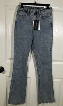 NWT Pretty‎ Little Thing Vintage Wash Raw Hem Slim Flare Jeans 6