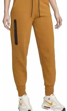 Nike Sportswear Tech Fleece Women's Pants Joggers Desert Ochre size 1x NWT