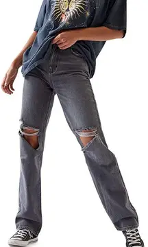 Distressed 90s Boyfriend Jeans