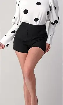 La Vie Top, long balloon sleeves black dots Super cute NWT