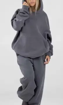 Comfrt signature sweat set 