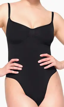 SKIMS Seamless Sculpt Black Thong Bodysuit Large Shape Wear Onyx