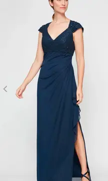 Alex Evenings Cap Sleeve Empire Waist Dress with Corded Lace Size‎ 12 Mesh Skirt