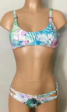 New BEBE tropical floral bikini set. Large. Retails $135