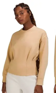 Lululemon Gathered Waist Crew Pullover Pecan Tan Size 6 Slimming Gym Shaping Top