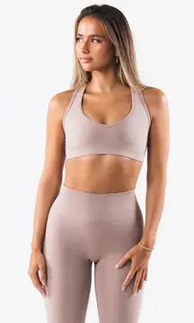Alphalete Amplify Contour Bra - Porcelain  