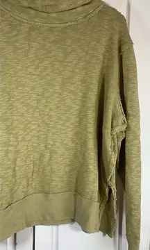 We The Free People Timmy Turtleneck Oversized Sweater Womens‎ XS Moss Eyelash