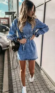 Redial Vintage Acid Wash Denim Collection Puff Sleeve Belted Dress (S)