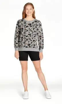 Secret Treasures leopard oversized sweatshirt w/ black biker shorts sz Small