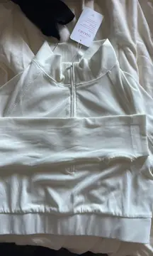 white crop turtle neck 