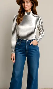 Kaileigh Stitch Fix Striped Ruffle Neck Top Size‎ M