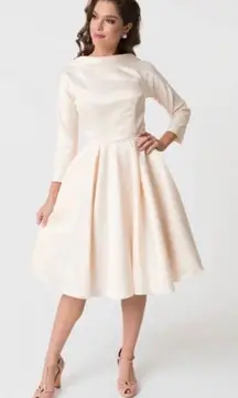 Unique Vintage 1950s Style Cream Satin Sleeved Lana Bridal Dress NWT | SMALL |