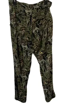 Masseys‎ Size 14 Camo Light Flowy Belted Pants